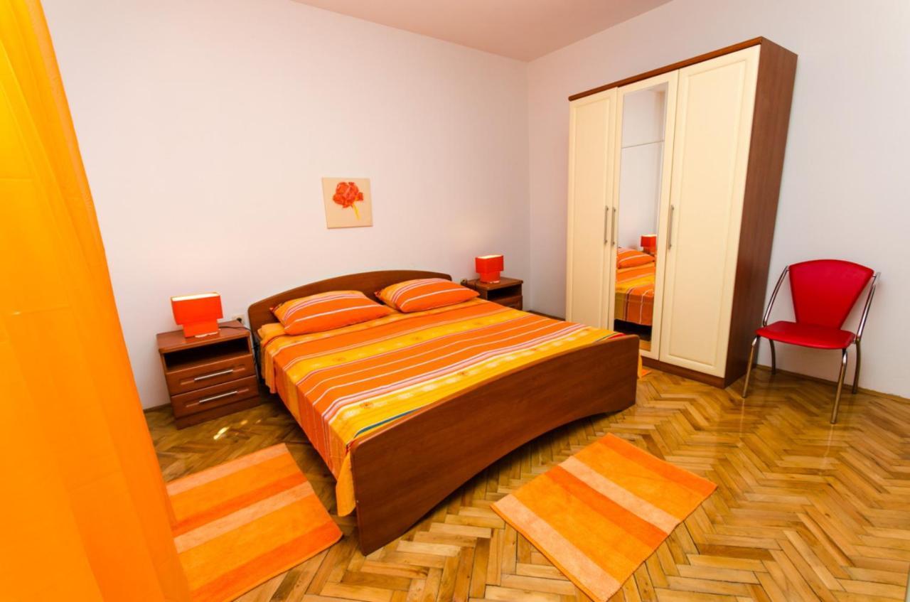 Apartments Ivana Trogir Exterior photo